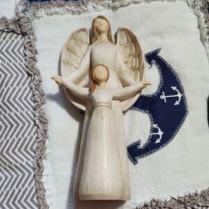 Elegant Angel Figurine with Child